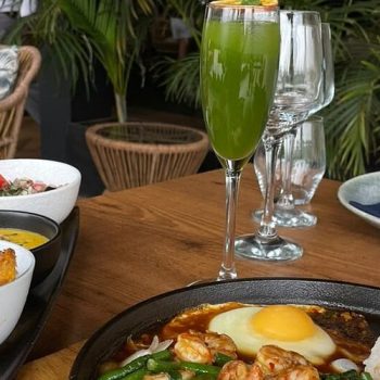 Cuisine savoureuse, service exceptionnel et ambiance chaleureuse pour moments inoubliables.